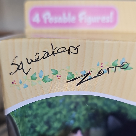 Calico Critters Tuxedo Cat Family Playset - Black, White, Pink, Blue - Picture 6 of 7